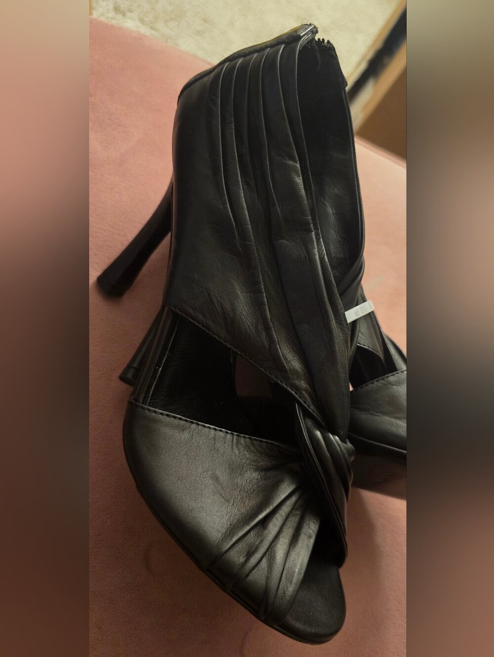 Vera Wang Lavender Della Black Leather Twist Strappy Heels Pumps SZ 7.5 New $325